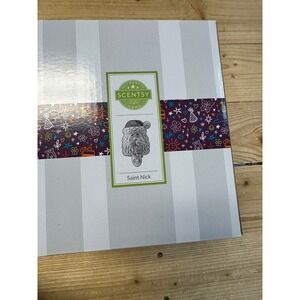 Scentsy Saint Nick Mini Warmer‎ Tabletop Fragrance Warmer New